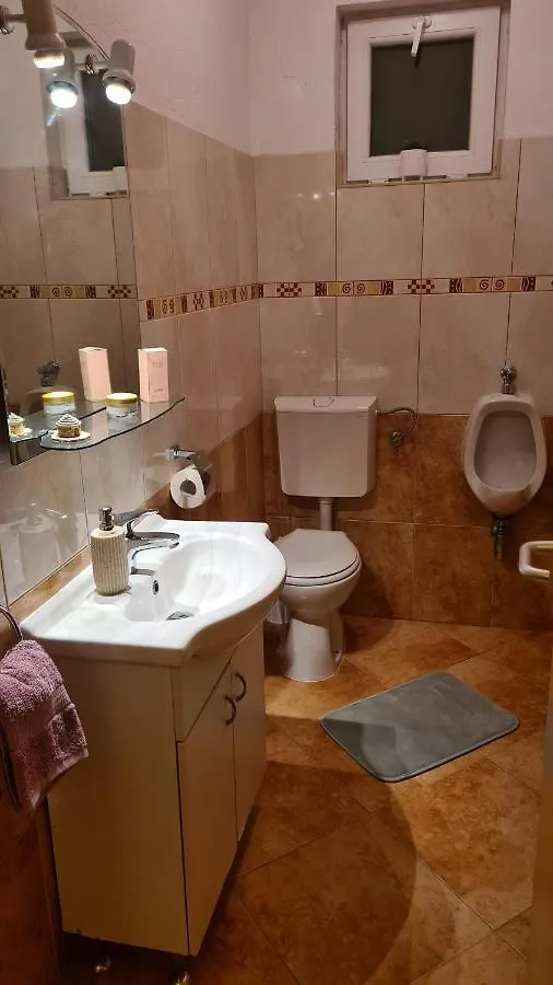 Villa Bubica- Cozy Holiday Home In Rural Area With Pool Stankovci  0*, Stankovci (Zadar) Croácia